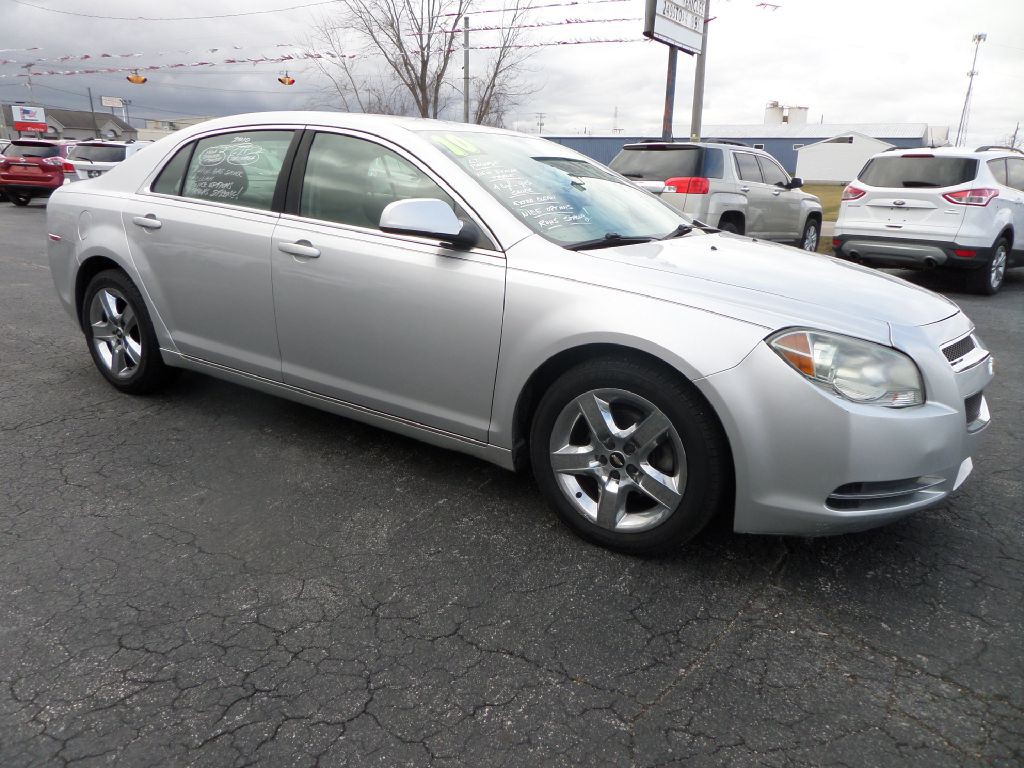 2010 Chevrolet Malibu Image 11