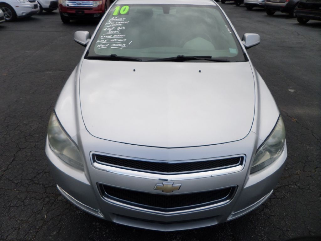 2010 Chevrolet Malibu Image 12