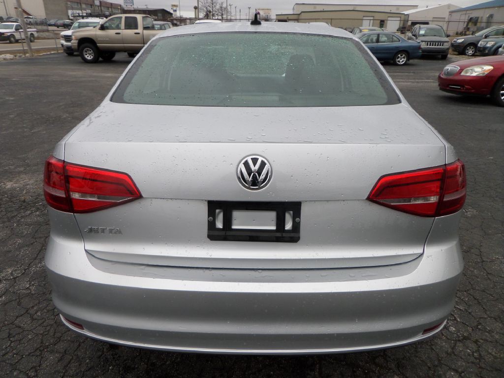 2015 Volkswagen Jetta Image 8
