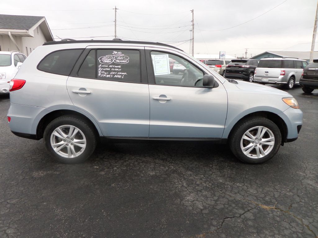 2010 Hyundai Santa Fe Image 1