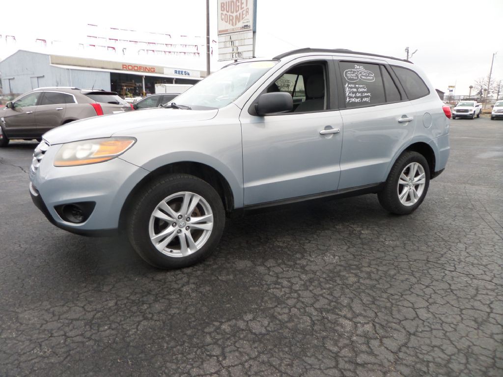 2010 Hyundai Santa Fe Image 2
