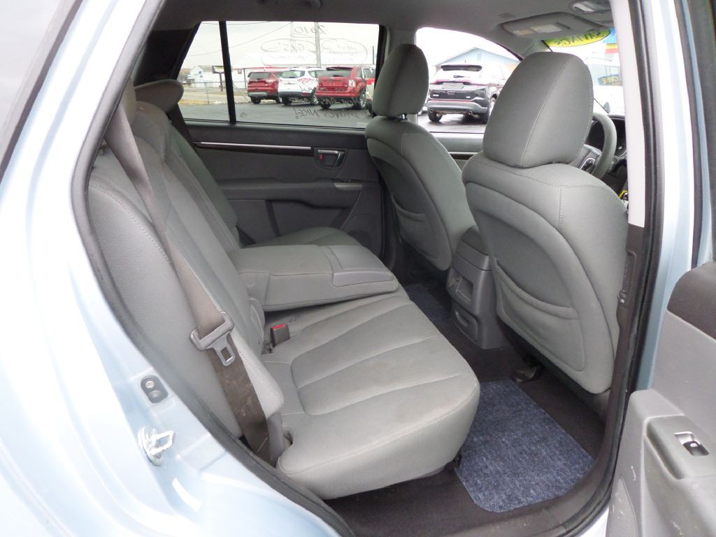 2010 Hyundai Santa Fe Image 9