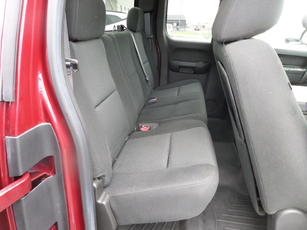 2013 Chevrolet Silverado 1500 Image 11