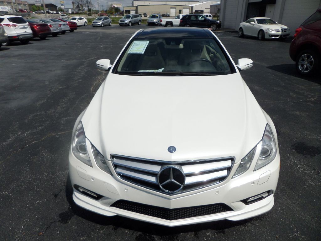 2010 Mercedes-Benz E-Class Image 13