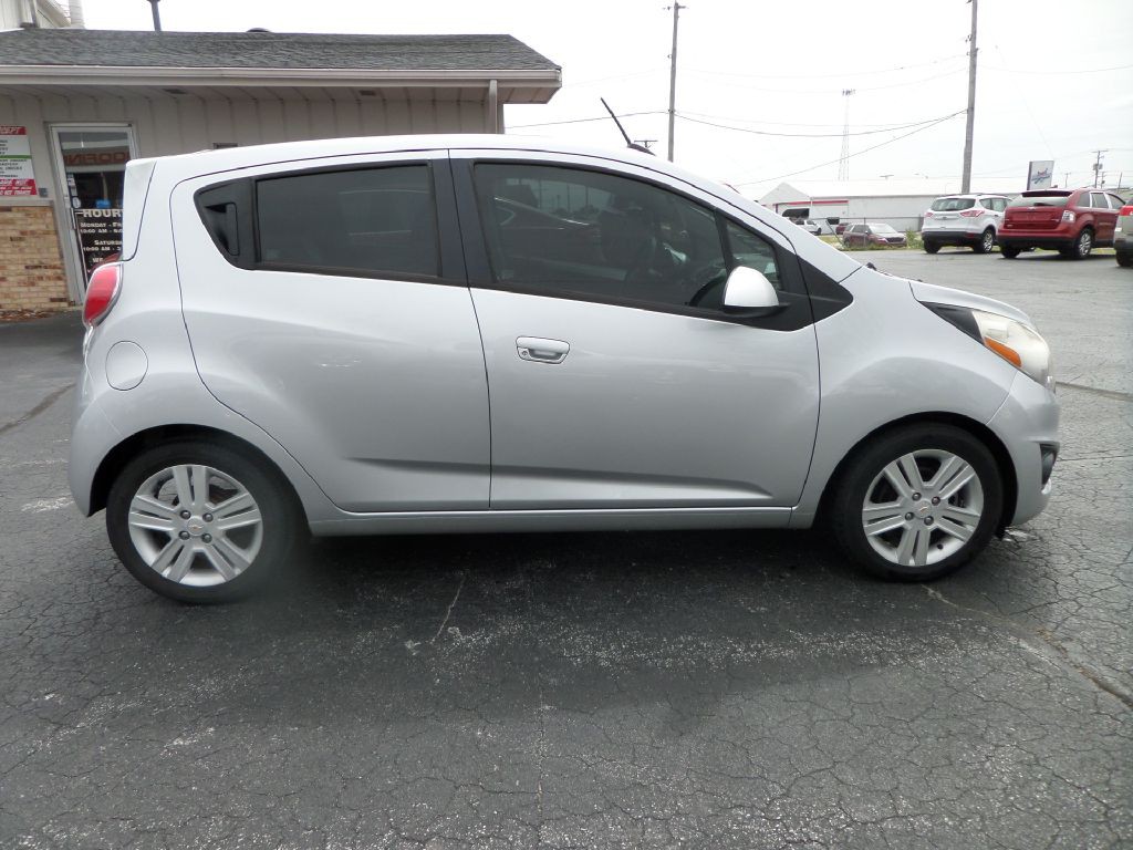 2015 Chevrolet Spark Image 2