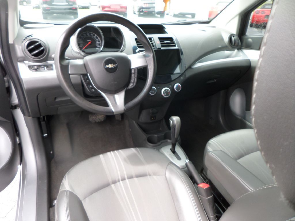 2015 Chevrolet Spark Image 3