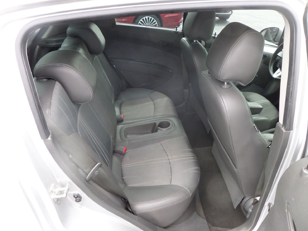 2015 Chevrolet Spark Image 9
