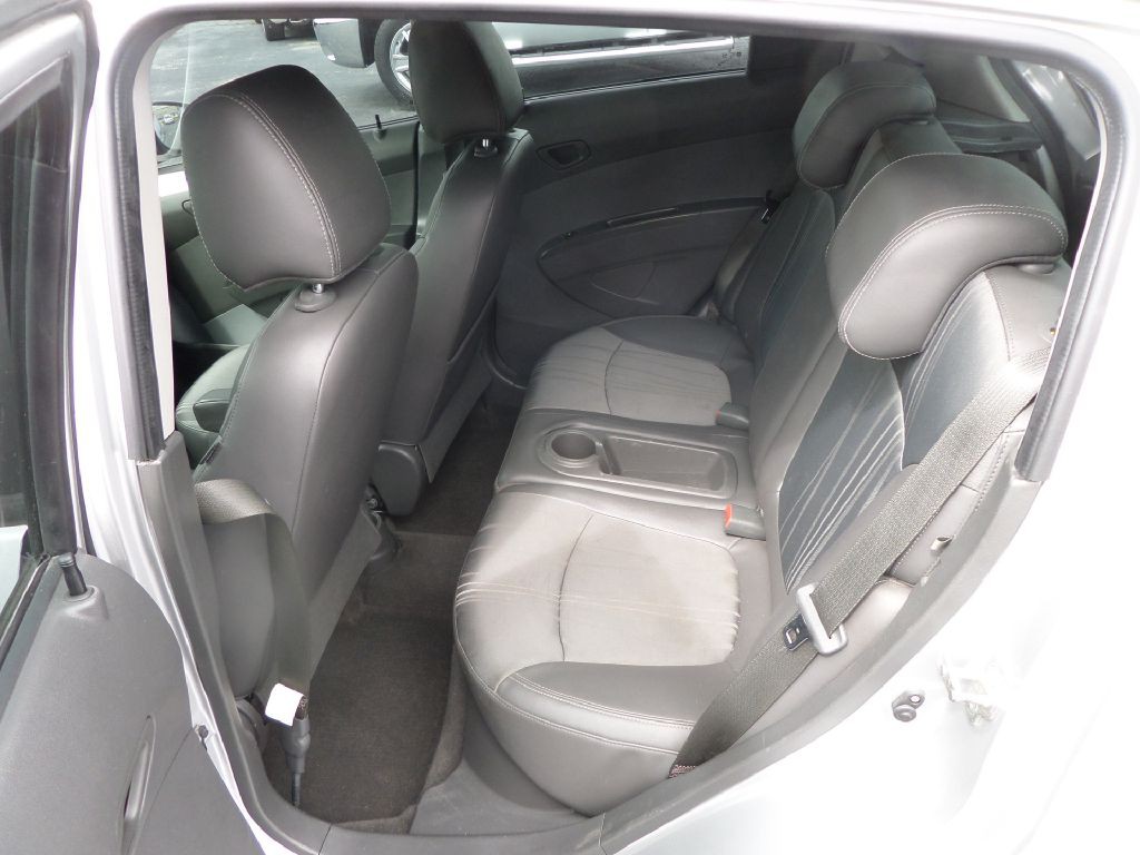 2015 Chevrolet Spark Image 12
