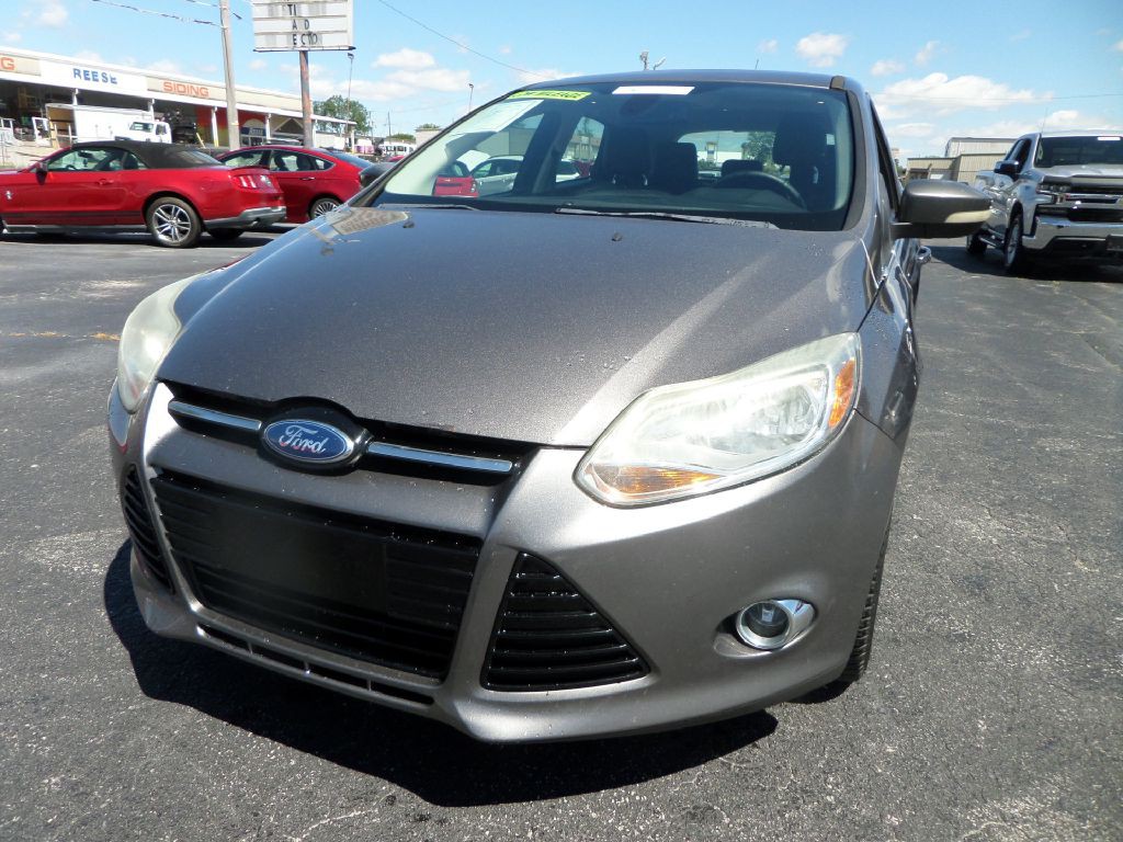 2012 Ford Focus Image 16