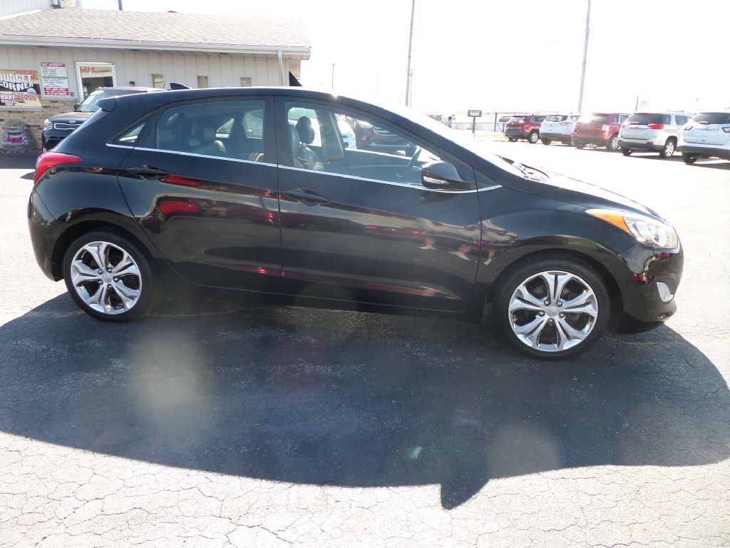 2013 Hyundai Elantra Image 7