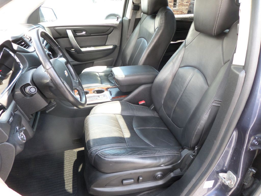 2014 Chevrolet Traverse Image 3