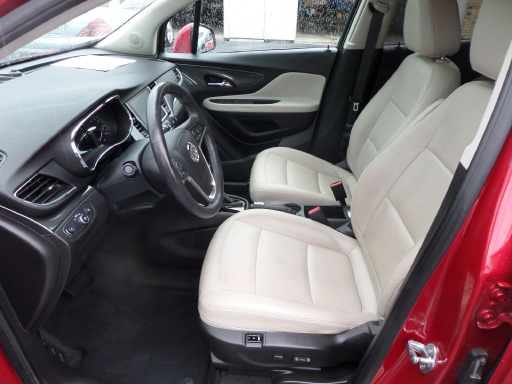 2017 Buick Enclave Image 3