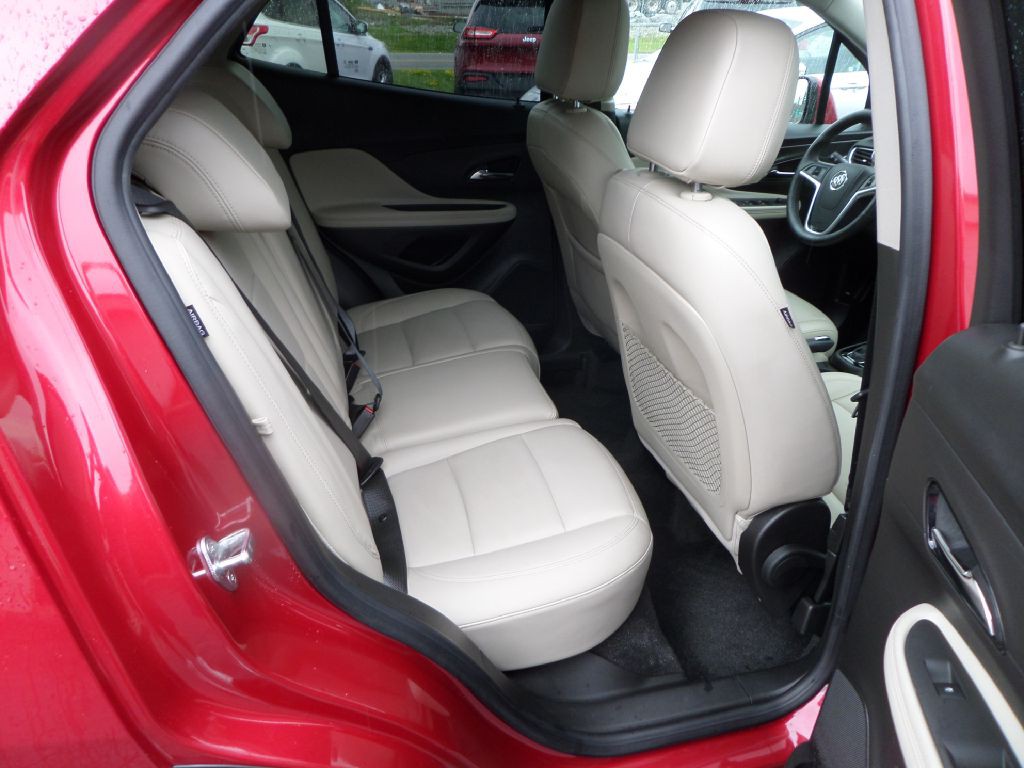 2017 Buick Enclave Image 16