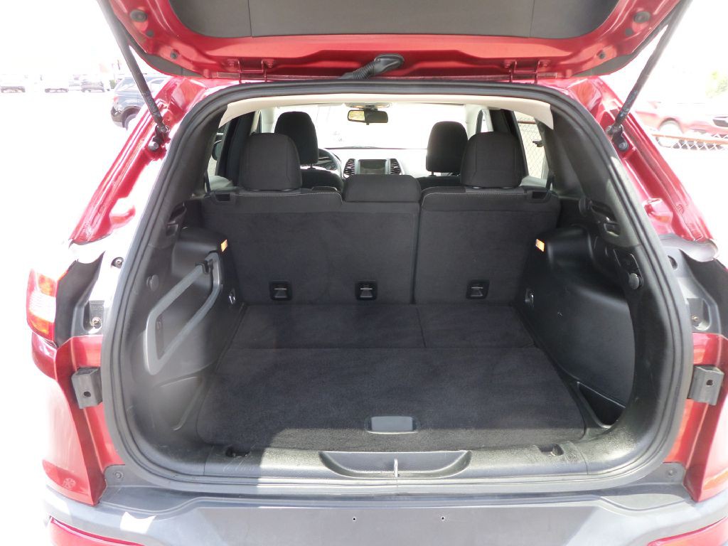 2014 Jeep Cherokee Image 12