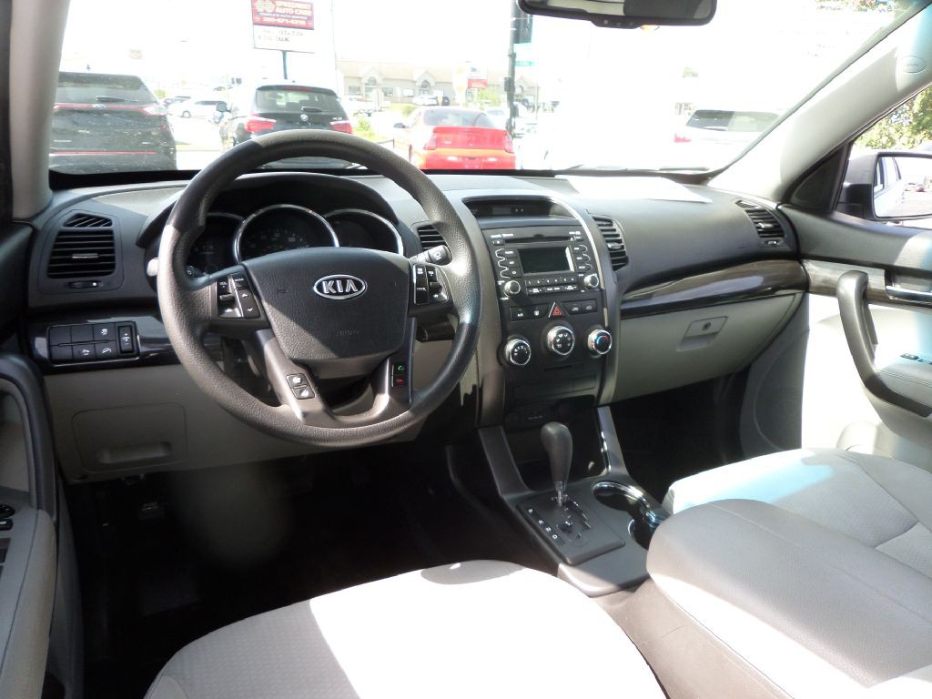 2013 Kia Sorento Image 3