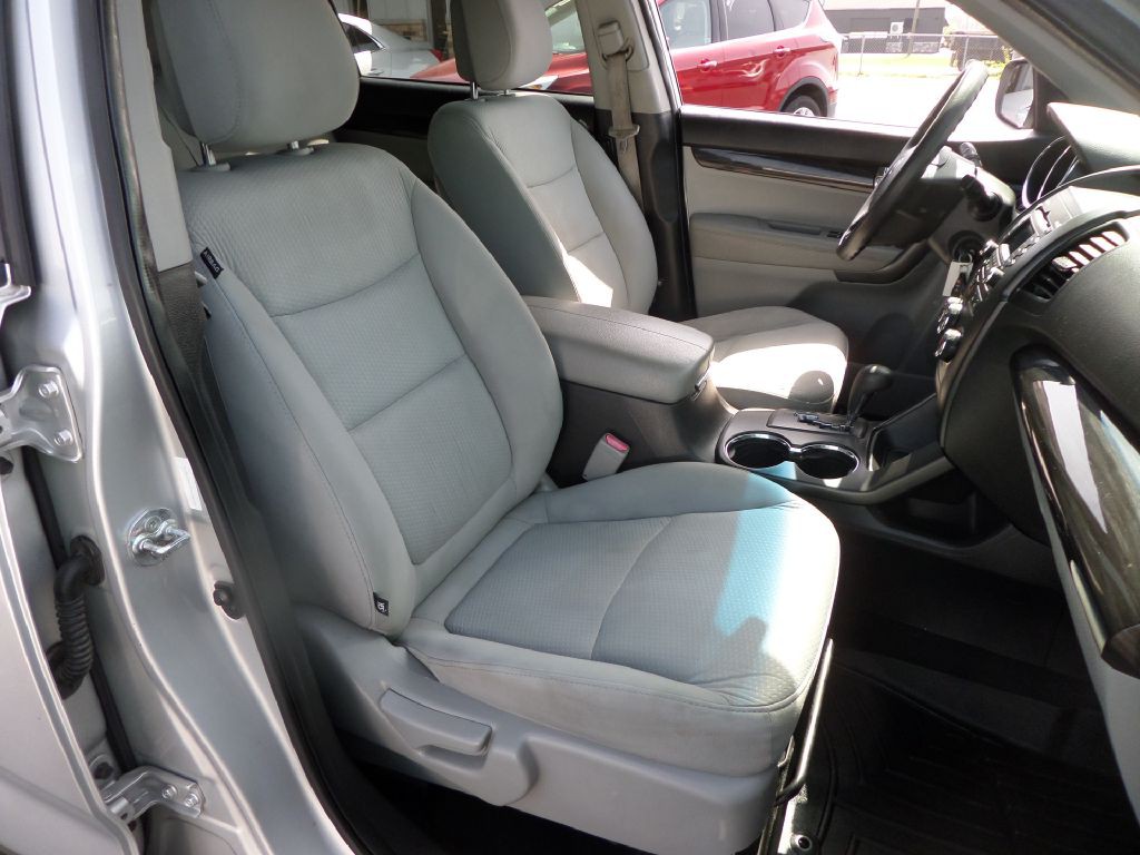 2013 Kia Sorento Image 6