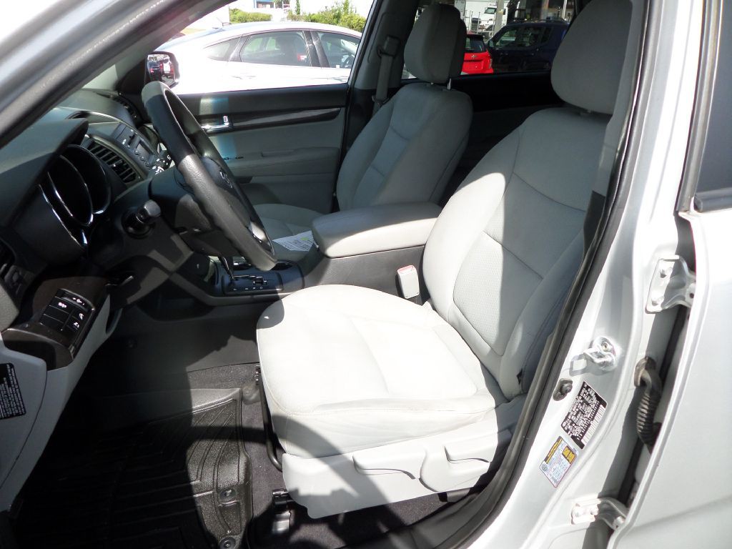 2013 Kia Sorento Image 16