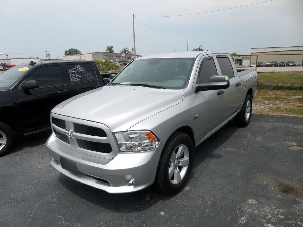 2015 RAM 1500 Image 4