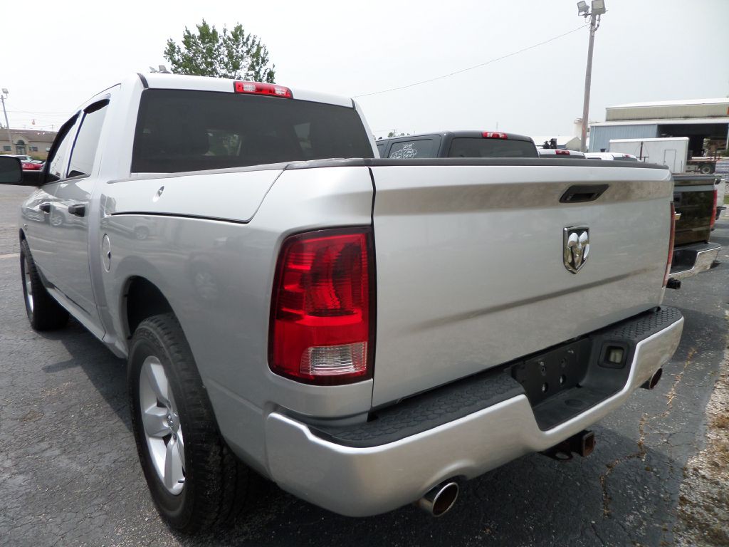 2015 RAM 1500 Image 5