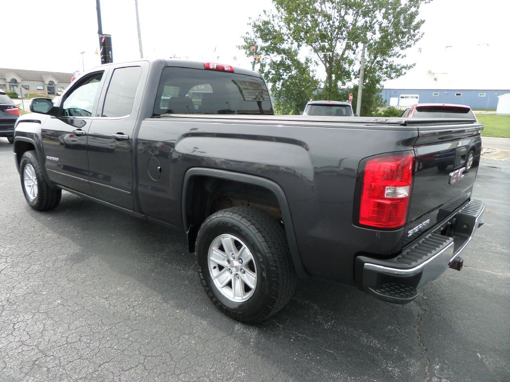 2015 GMC Sierra Image 4