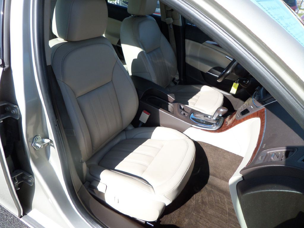 2014 Buick Regal Image 3