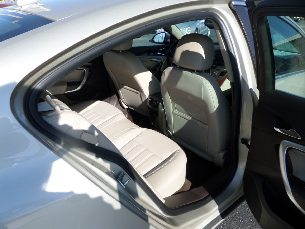 2014 Buick Regal Image 6