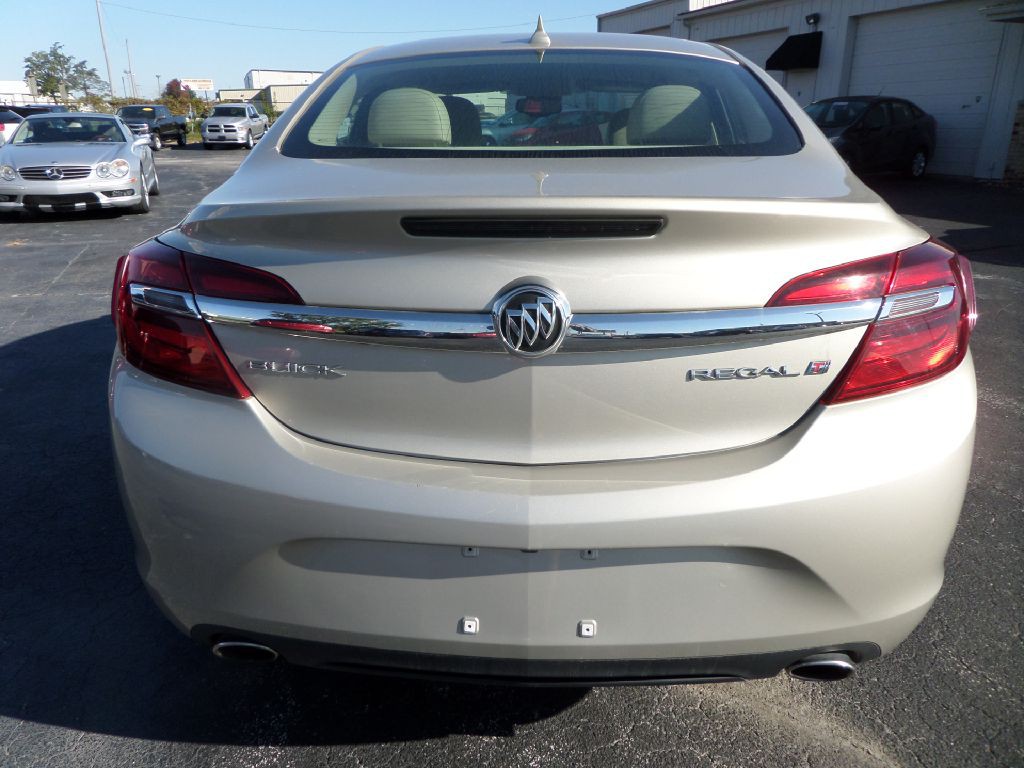 2014 Buick Regal Image 7