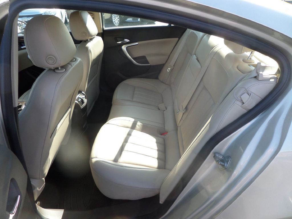 2014 Buick Regal Image 9