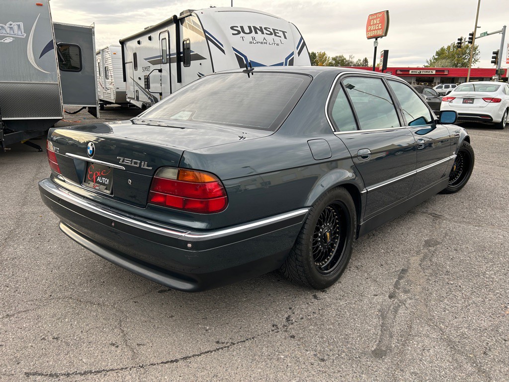 2000 BMW 7 Series Image 7