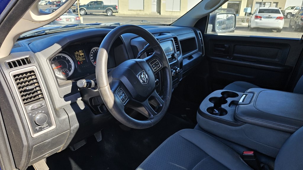 2017 RAM 1500 Image 6