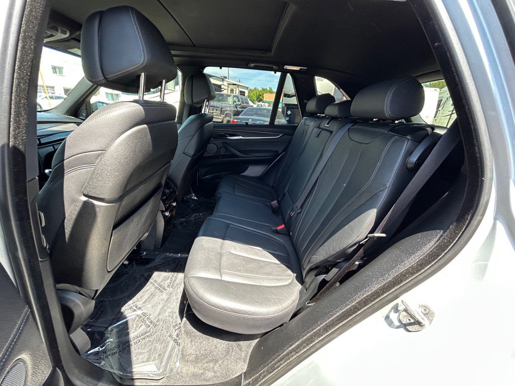 2017 BMW X5 Image 14