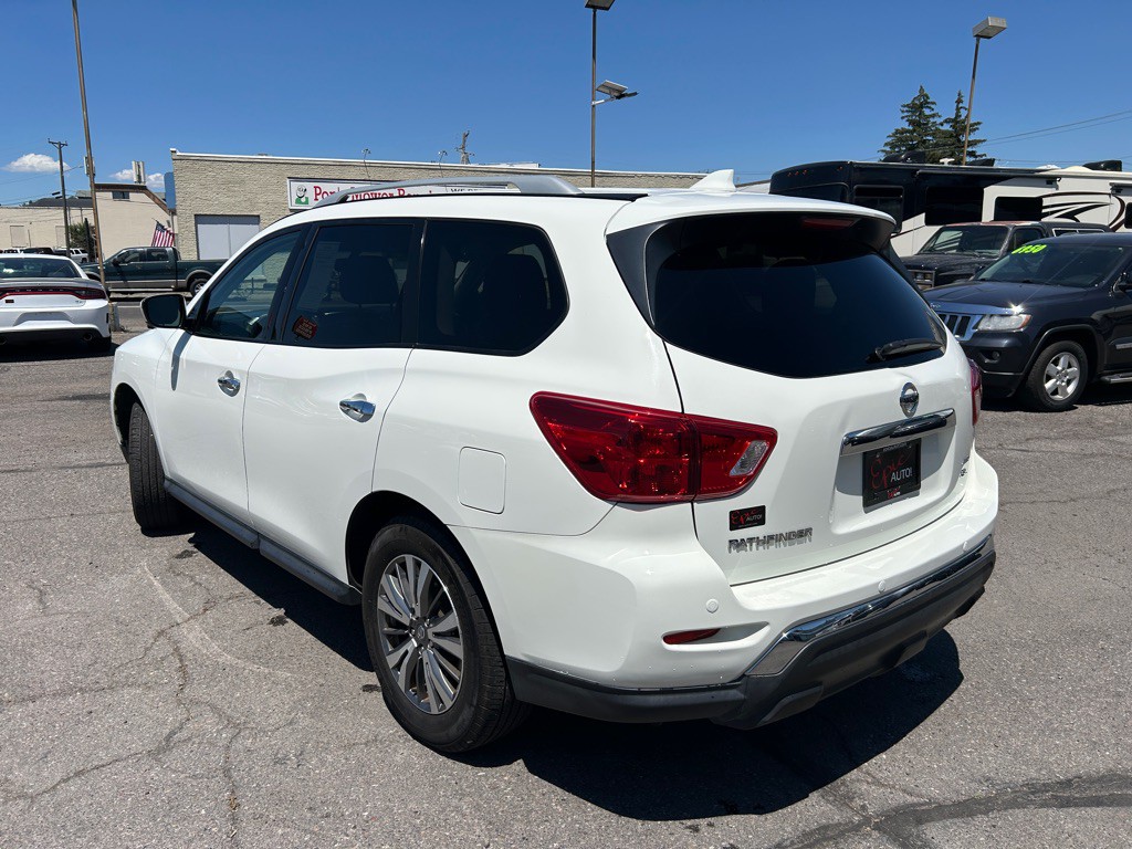 2020 Nissan Pathfinder Image 5