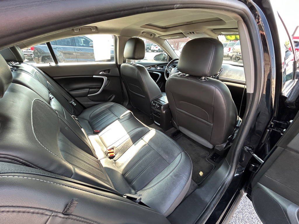2017 Buick Regal Image 11