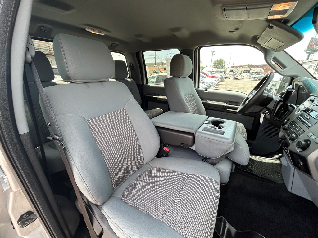 2012 Ford F-250 Image 10