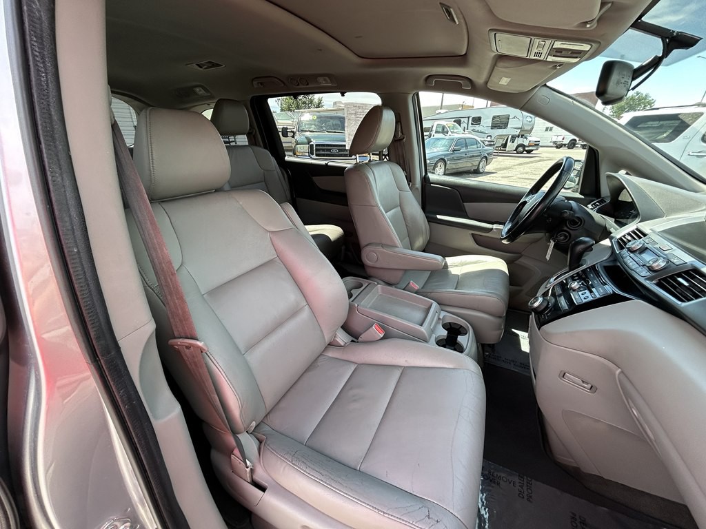 2011 Honda Odyssey Image 10