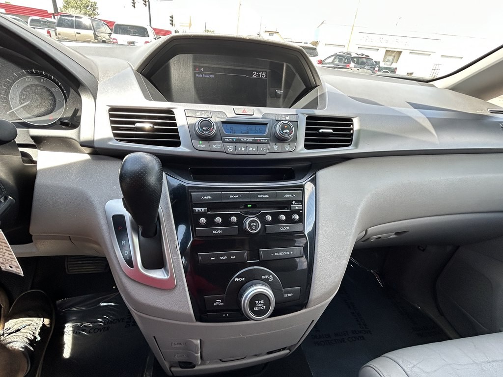 2011 Honda Odyssey Image 18