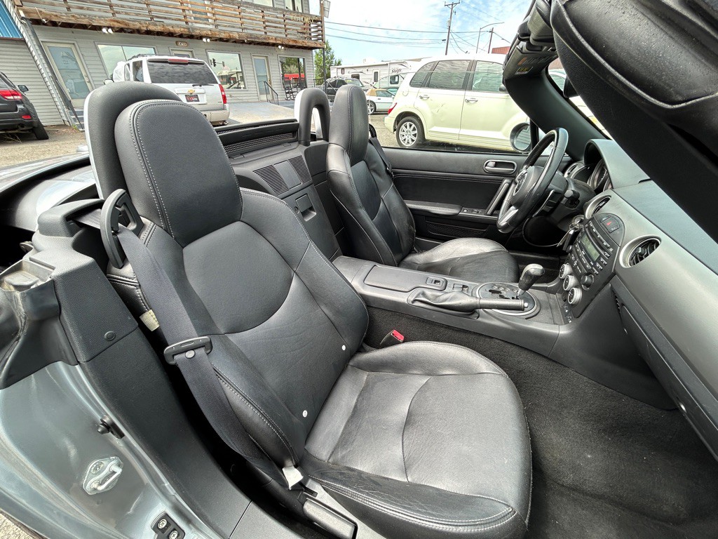 2012 Mazda MX-5 Miata Image 10