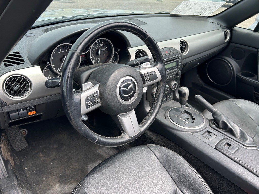 2012 Mazda MX-5 Miata Image 11
