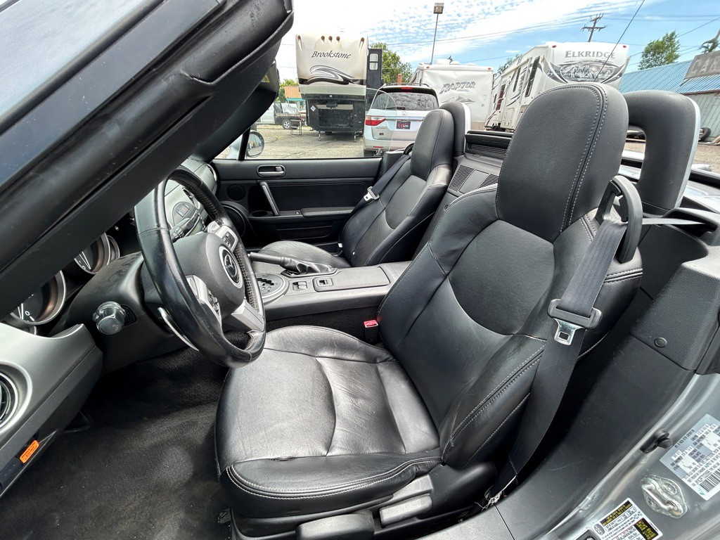 2012 Mazda MX-5 Miata Image 12