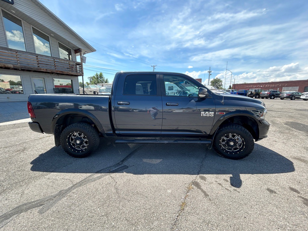 2018 RAM 1500 Image 8