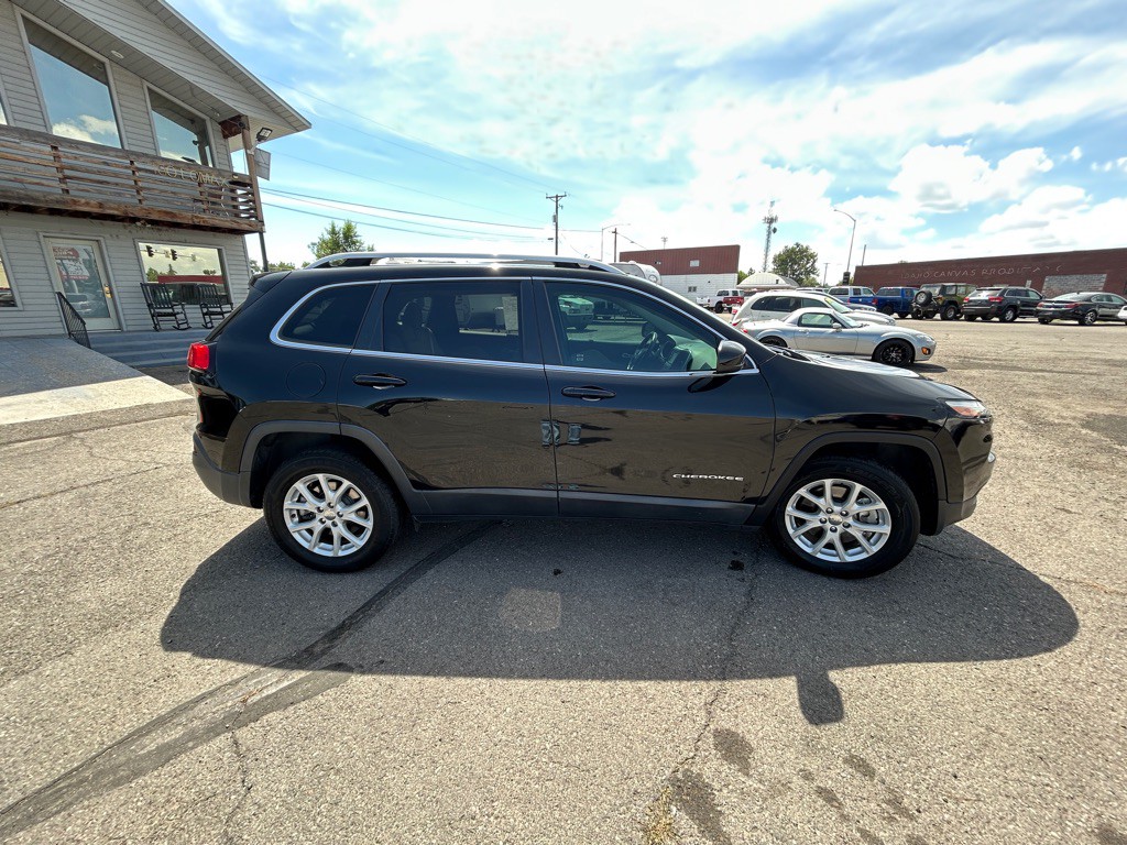 2018 Jeep Cherokee Image 8