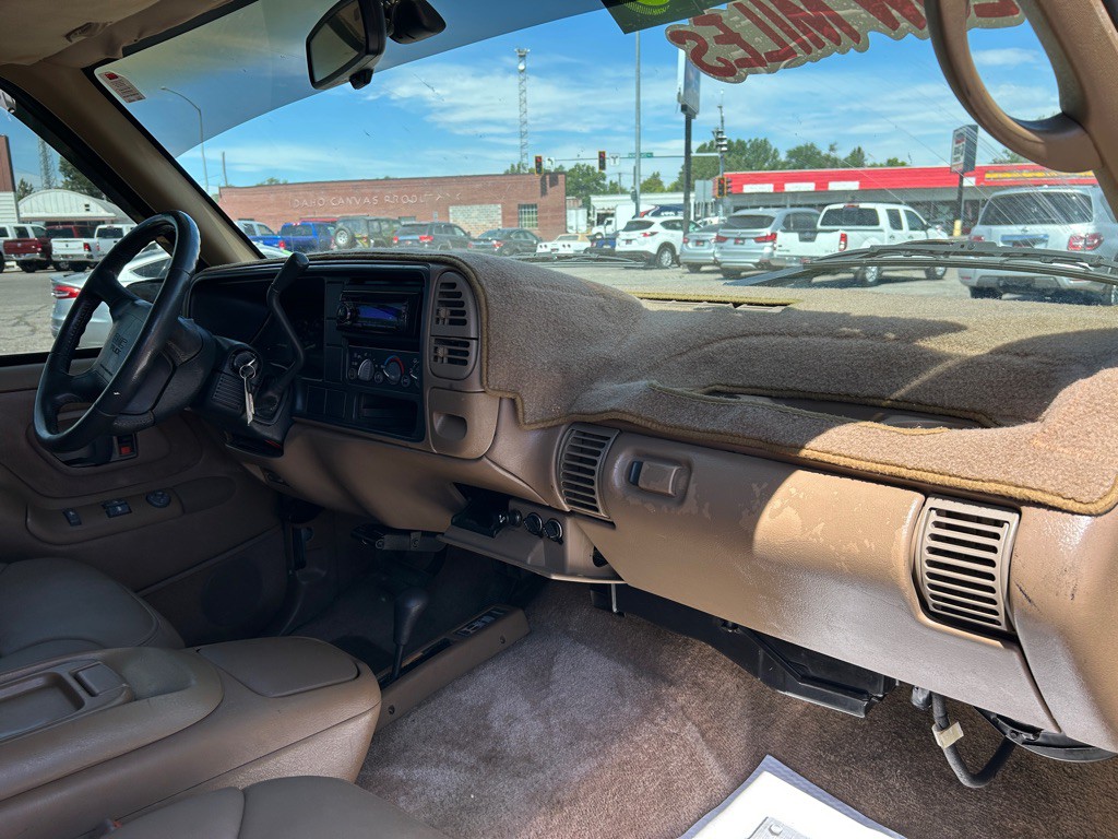 1995 GMC Yukon Image 10
