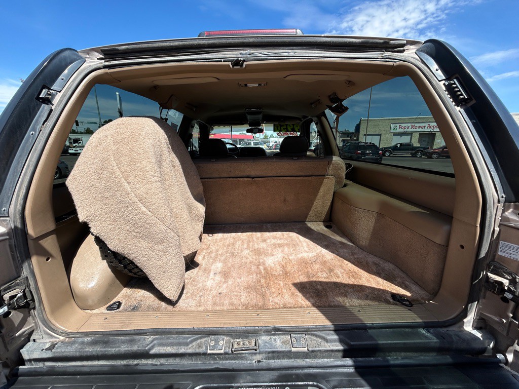 1995 GMC Yukon Image 13