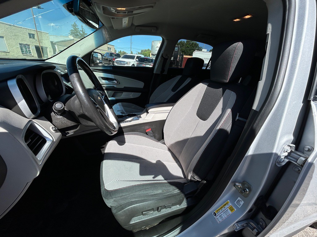 2011 Chevrolet Equinox Image 14