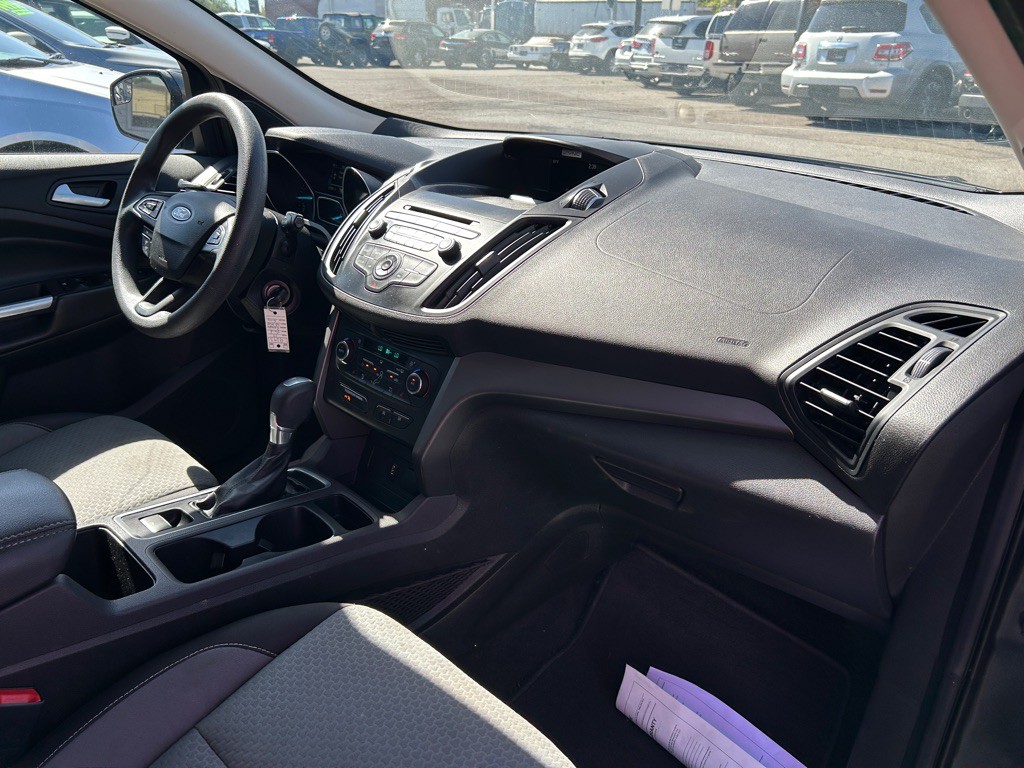 2017 Ford Escape Image 9