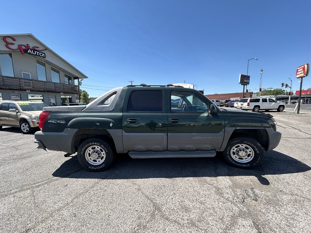 2002 Chevrolet Avalanche Image 7