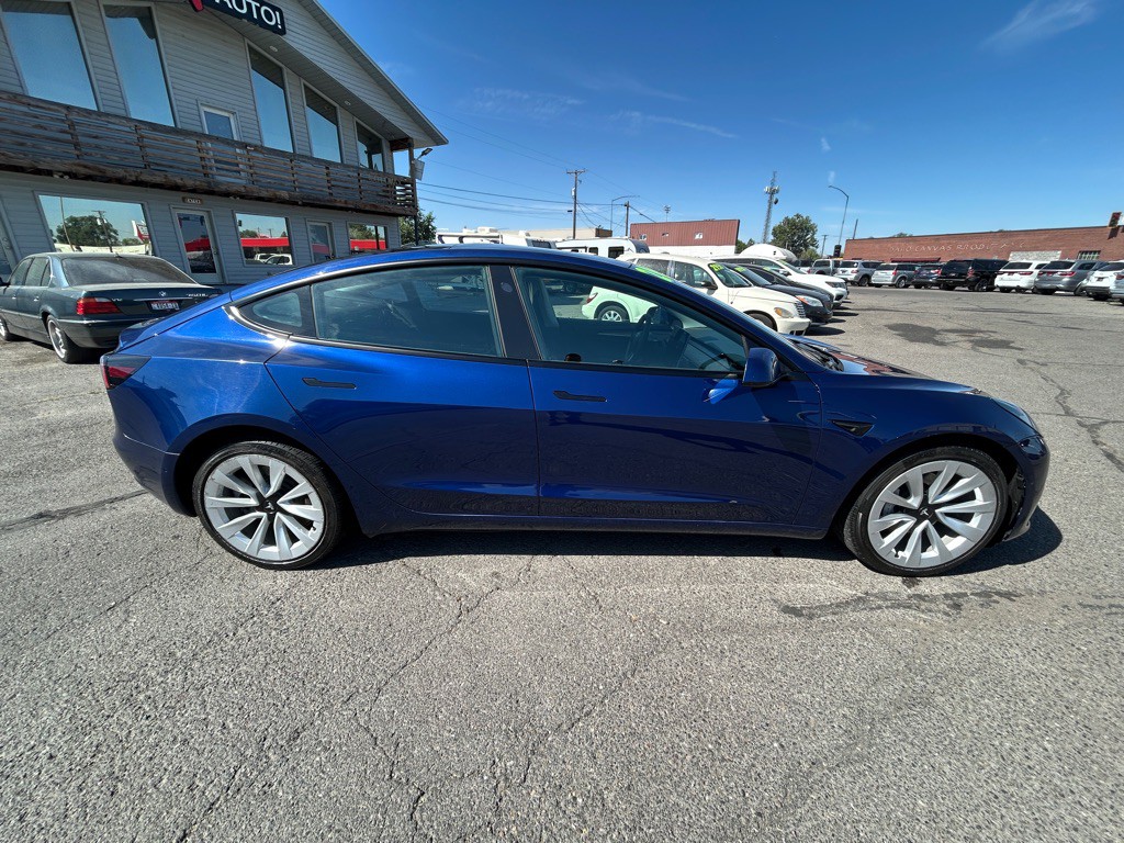 2022 Tesla Model 3 Image 8