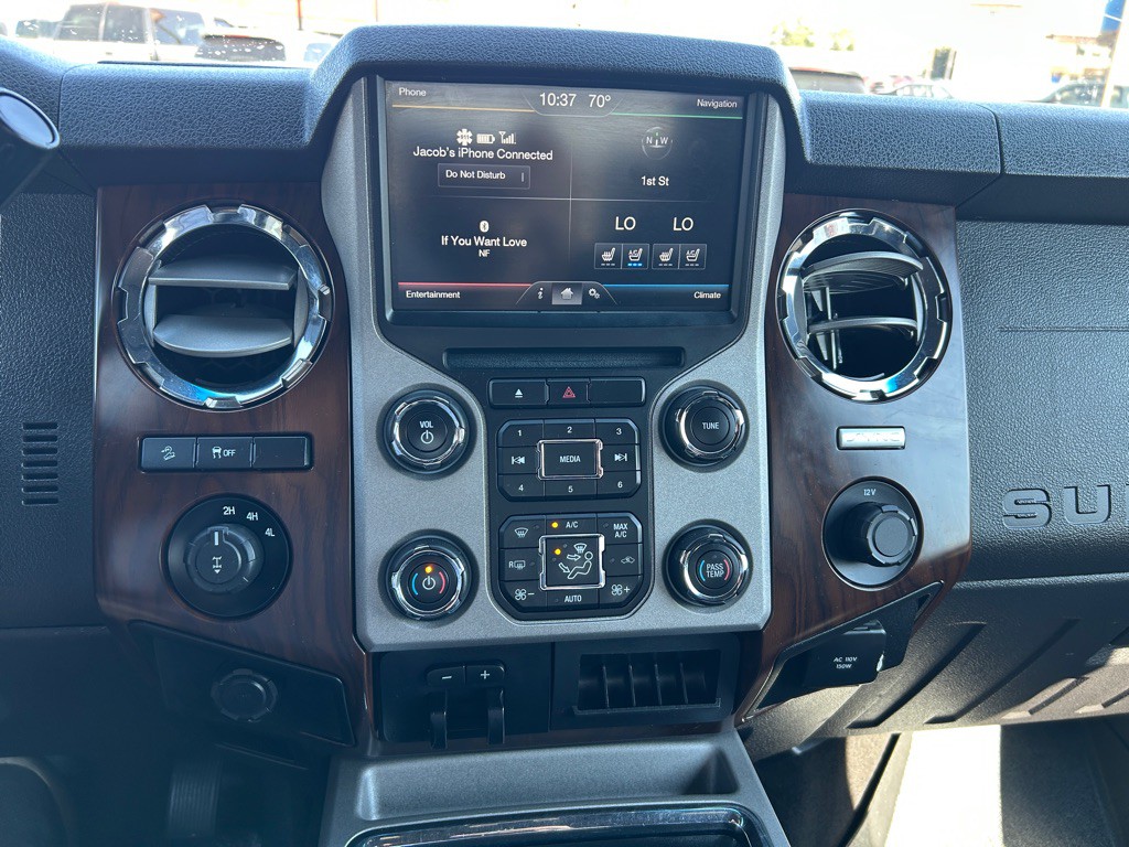 2015 Ford F-350 Image 18