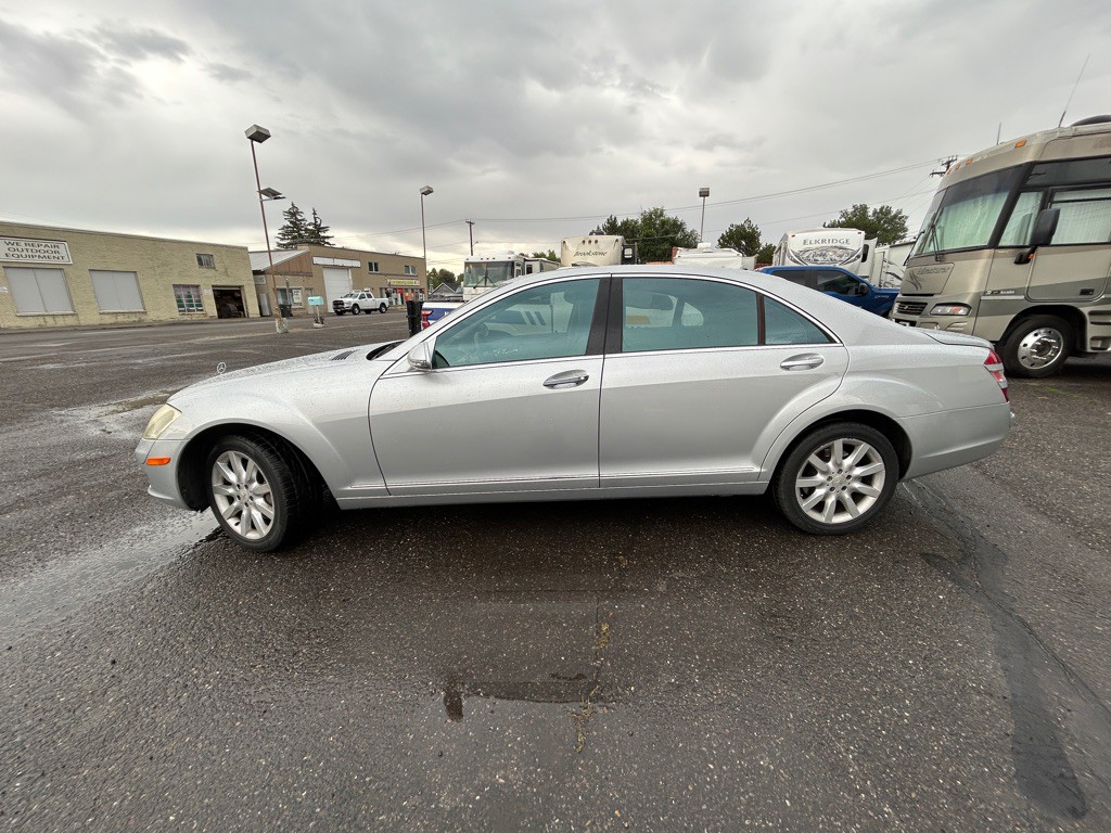 2008 Mercedes-Benz S-Class Image 4