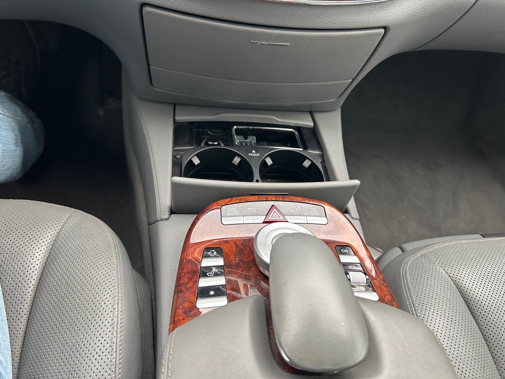 2008 Mercedes-Benz S-Class Image 16